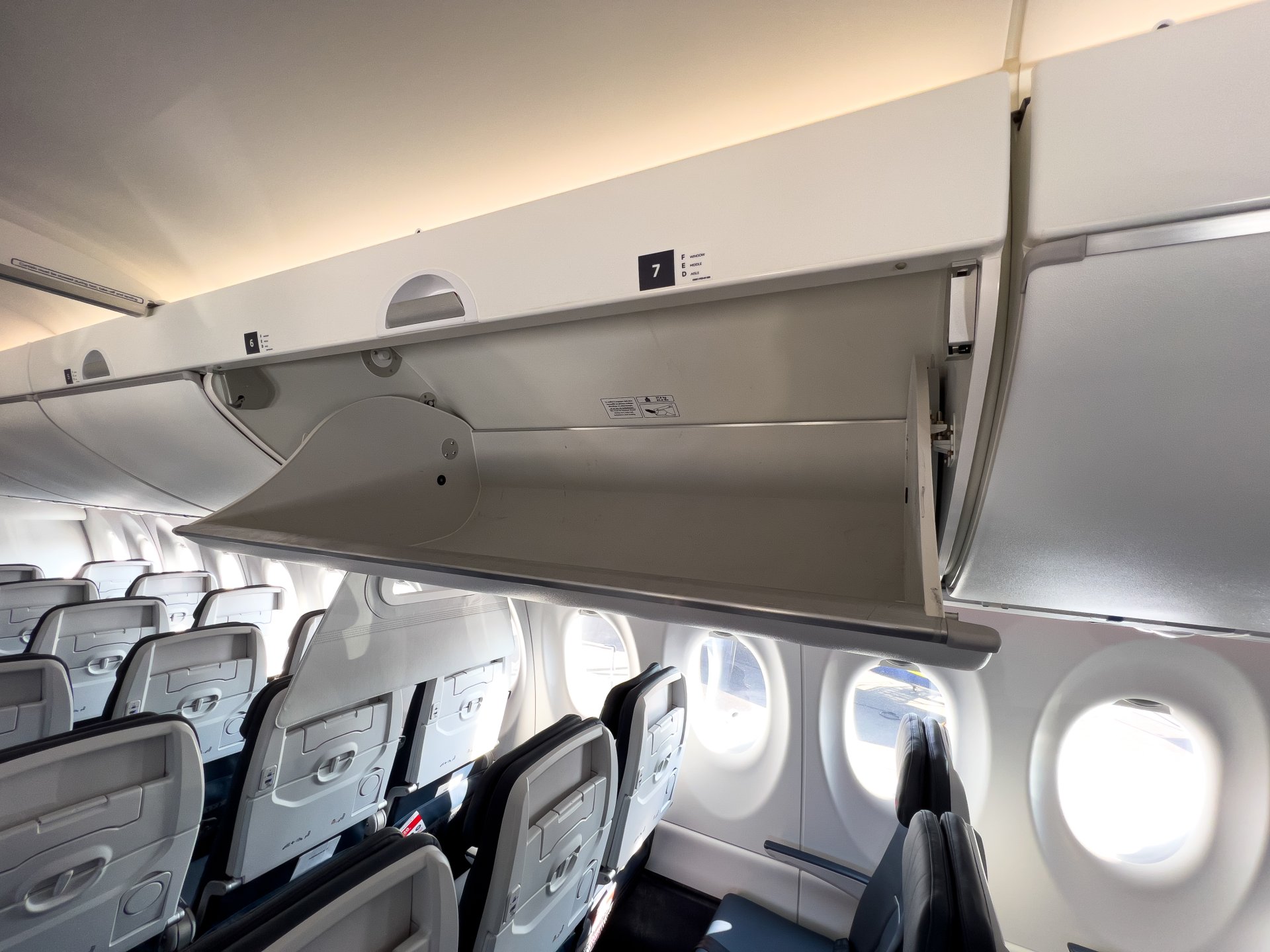 Air France A220-300 business class is a solid step in the right direction –  SANspotter